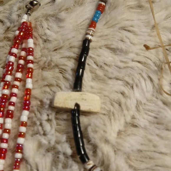 Beautiful Lot of Beaded Jewelry Multi colors - Picture 13 of 16